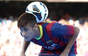 搜狐体育直播-世俱杯球鞋鞋底纹理设计风格类型分类汇总与应用场景分析